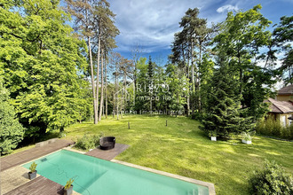 Ma-Cabane - Vente Maison Divonne-les-Bains, 302 m²