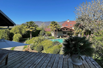 Ma-Cabane - Vente Maison Divonne-les-Bains, 242 m²