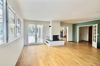 Ma-Cabane - Vente Maison Divonne-les-Bains, 203 m²