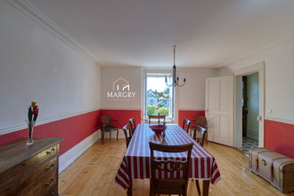 Ma-Cabane - Vente Maison DIVONNE-LES-BAINS, 219 m²