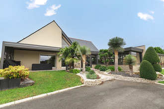 Ma-Cabane - Vente Maison DOUE-LA-FONTAINE, 255 m²