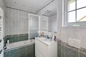 Ma-Cabane - Vente Maison DOUVAINE, 200 m²