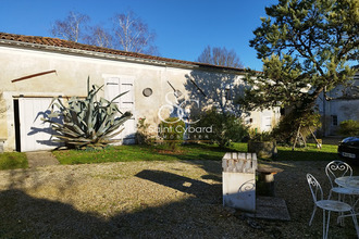 Ma-Cabane - Vente Maison DOUZAT, 263 m²