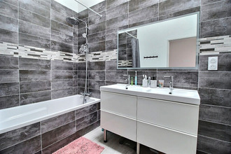 Ma-Cabane - Vente Maison EGLISENEUVE-PRES-BILLOM, 96 m²