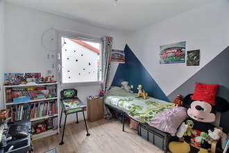 Ma-Cabane - Vente Maison EGLISENEUVE-PRES-BILLOM, 96 m²