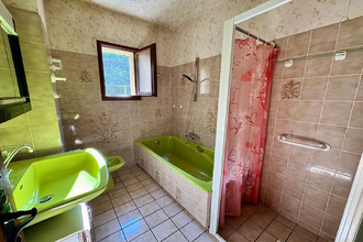 Ma-Cabane - Vente Maison ENTRAYGUES-SUR-TRUYERE, 120 m²