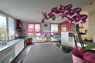 Ma-Cabane - Vente Maison Féchain, 221 m²