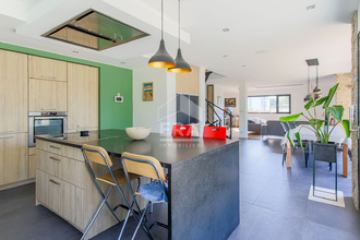 Ma-Cabane - Vente Maison FEUCHEROLLES, 240 m²