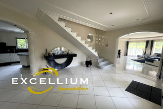 Ma-Cabane - Vente Maison FLEURIEU-SUR-SAONE, 200 m²