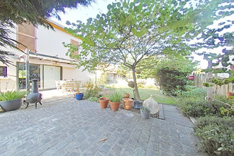Ma-Cabane - Vente Maison FONTENAY-LE-FLEURY, 205 m²