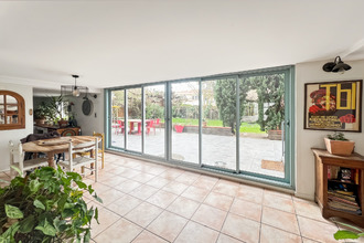 Ma-Cabane - Vente Maison Frouzins, 223 m²