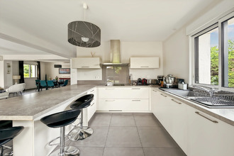 Ma-Cabane - Vente Maison Frouzins, 218 m²