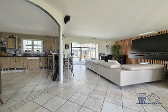 Ma-Cabane - Vente Maison Gémozac, 277 m²