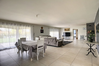 Ma-Cabane - Vente Maison GENSAC-LA-PALLUE, 285 m²