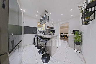 Ma-Cabane - Vente Maison Gilly-sur-Isère, 218 m²