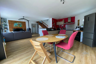 Ma-Cabane - Vente Maison GRANDCHAMPS-DES-FONTAINES, 90 m²