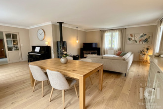 Ma-Cabane - Vente Maison GRANDCHAMPS-DES-FONTAINES, 170 m²