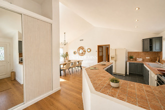 Ma-Cabane - Vente Maison GREASQUE, 100 m²