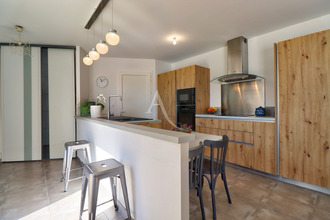 Ma-Cabane - Vente Maison GREOUX-LES-BAINS, 111 m²