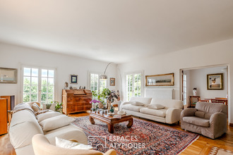 Ma-Cabane - Vente Maison GRILLY, 215 m²