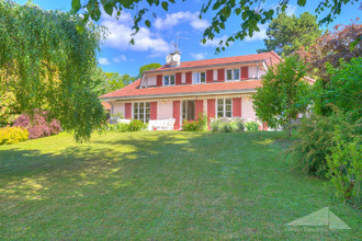 Ma-Cabane - Vente Maison Grilly, 238 m²