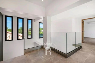 Ma-Cabane - Vente Maison Grimaud, 214 m²