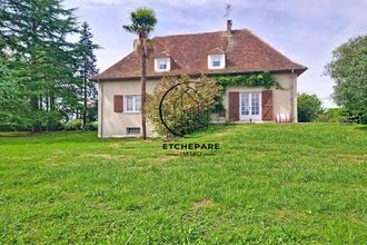 Ma-Cabane - Vente Maison Guinarthe-Parenties, 167 m²
