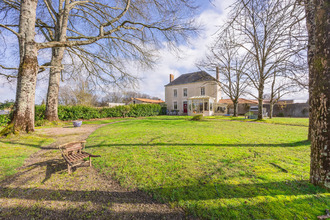 Ma-Cabane - Vente Maison Haute-Goulaine, 450 m²