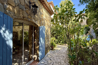 Ma-Cabane - Vente Maison Hyères, 290 m²