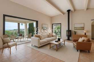 Ma-Cabane - Vente Maison Hyères, 240 m²