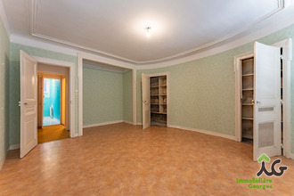 Ma-Cabane - Vente Maison JOUY-AUX-ARCHES, 427 m²