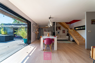 Ma-Cabane - Vente Maison JUVIGNAC, 163 m²