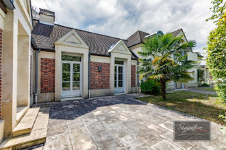 Ma-Cabane - Vente Maison L'Isle-Adam, 215 m²