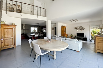 Ma-Cabane - Vente Maison L'Isle-Jourdain, 124 m²