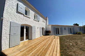 Ma-Cabane - Vente Maison LA BREE-LES-BAINS, 131 m²