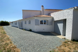 Ma-Cabane - Vente Maison LA BREE-LES-BAINS, 131 m²