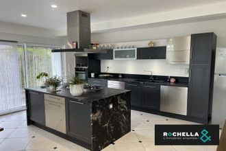 Ma-Cabane - Vente Maison La Brousse, 244 m²