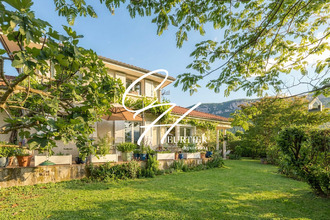 Ma-Cabane - Vente Maison La Buisse, 140 m²