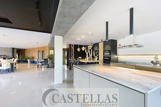 Ma-Cabane - Vente Maison La Cadière-d'Azur, 266 m²