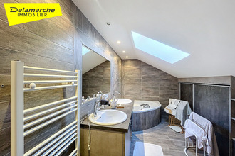 Ma-Cabane - Vente Maison LA CHAISE-BAUDOUIN, 142 m²