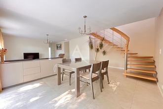 Ma-Cabane - Vente Maison LA CHAPELLE-SUR-ERDRE, 125 m²