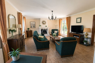 Ma-Cabane - Vente Maison LA CHAPELLE-SUR-ERDRE, 200 m²