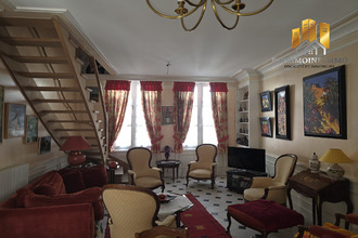 Ma-Cabane - Vente Maison La Chartre-sur-le-Loir, 300 m²