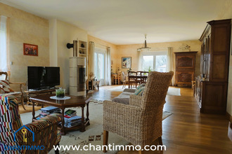Ma-Cabane - Vente Maison La Châtaigneraie, 224 m²