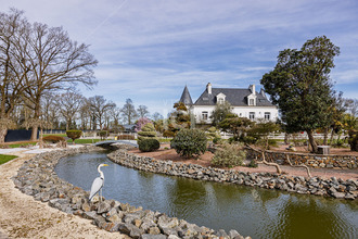 Ma-Cabane - Vente Maison LA CHEVROLIERE, 409 m²