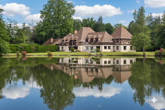 Ma-Cabane - Vente Maison LA FERTE-SAINT-AUBIN, 614 m²