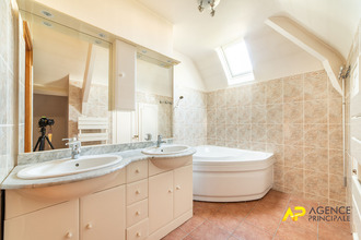 Ma-Cabane - Vente Maison LA GARENNE-COLOMBES, 149 m²