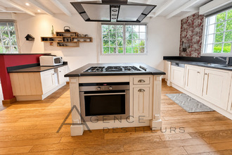 Ma-Cabane - Vente Maison LA LONDE, 238 m²