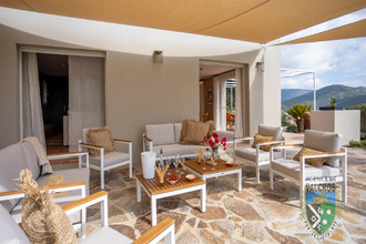 Ma-Cabane - Vente Maison La Londe-les-Maures, 220 m²