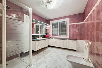 Ma-Cabane - Vente Maison LA NEUVILLE-AU-PONT, 146 m²